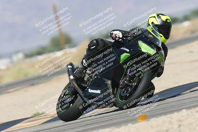 media/Oct-13-2025-Moto Forza (Mon) [[a66d839500]]/3-B Group/Session 3 (Turn 16)/